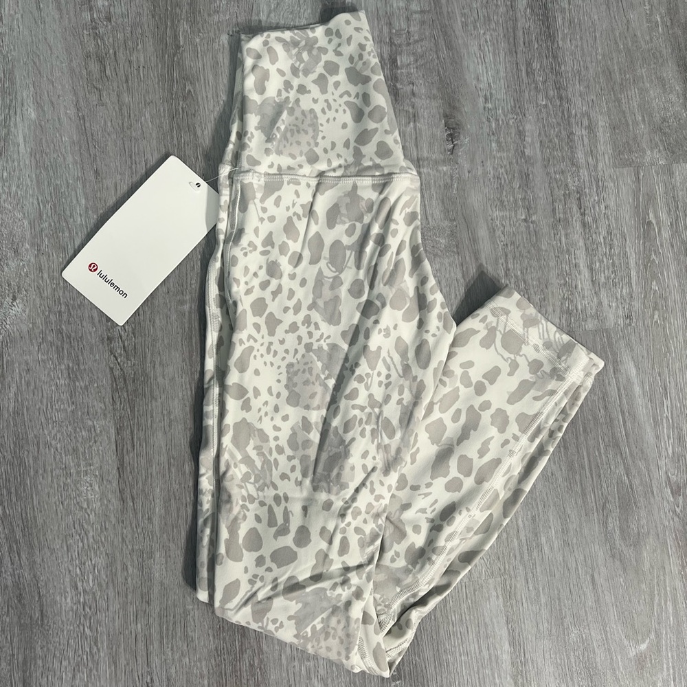 Lululemon Athletica Light Gray Patterned Leggings